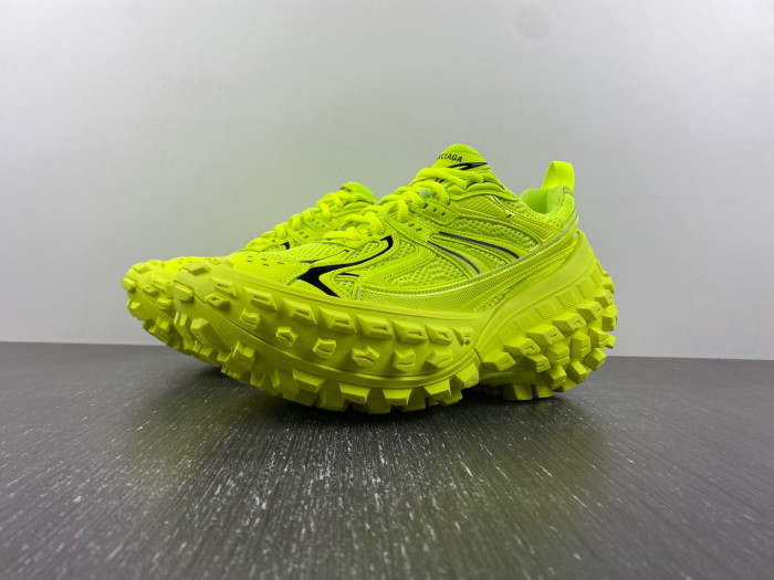 Ba*len*cia*ga defender sneaker