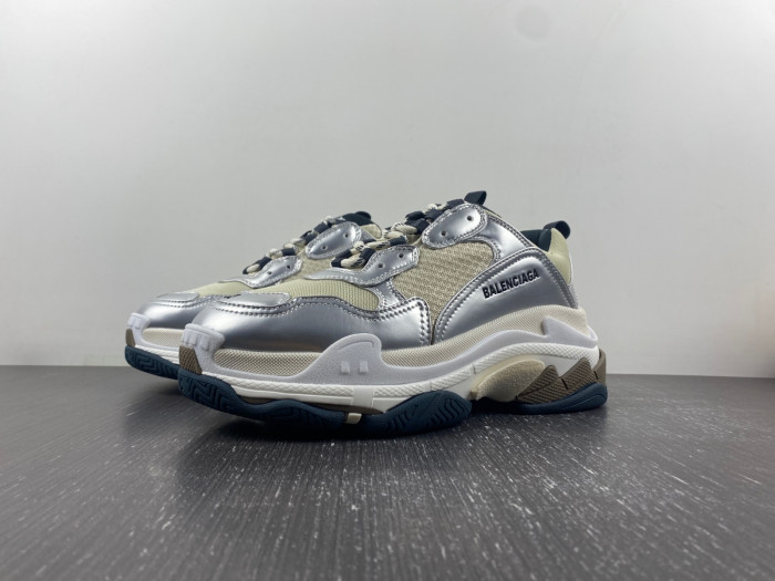 Ba*len*cia*ga triple s sneaker 80000138