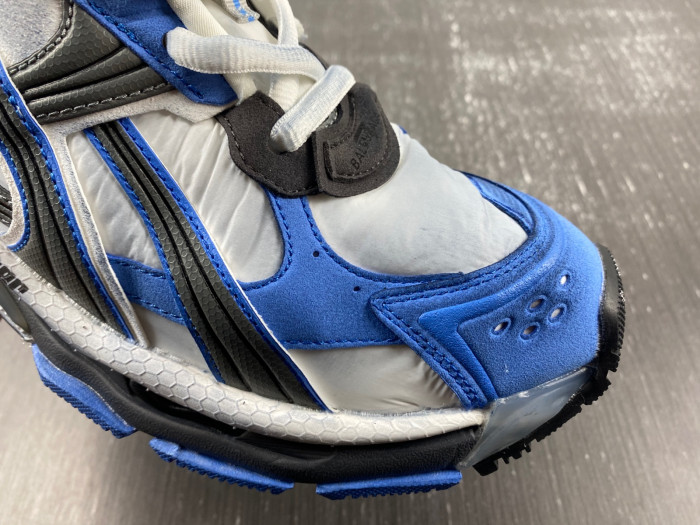 Ba*len*cia*ga runner sneaker