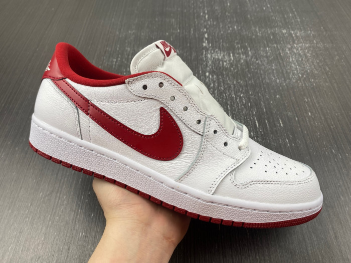jordan 1 retro low white varsity red 705329-101