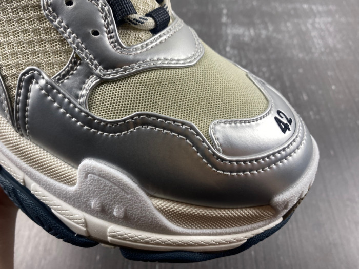 Ba*len*cia*ga triple s sneaker 80000138