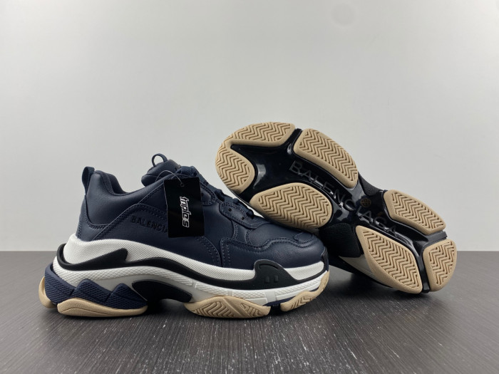 Ba*len*cia*ga triple s sneaker 8000049