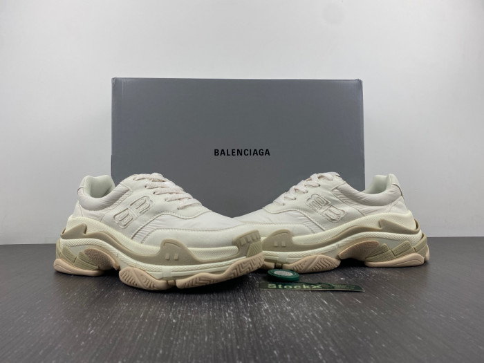 Ba*len*cia*ga triple s sneaker 80000135