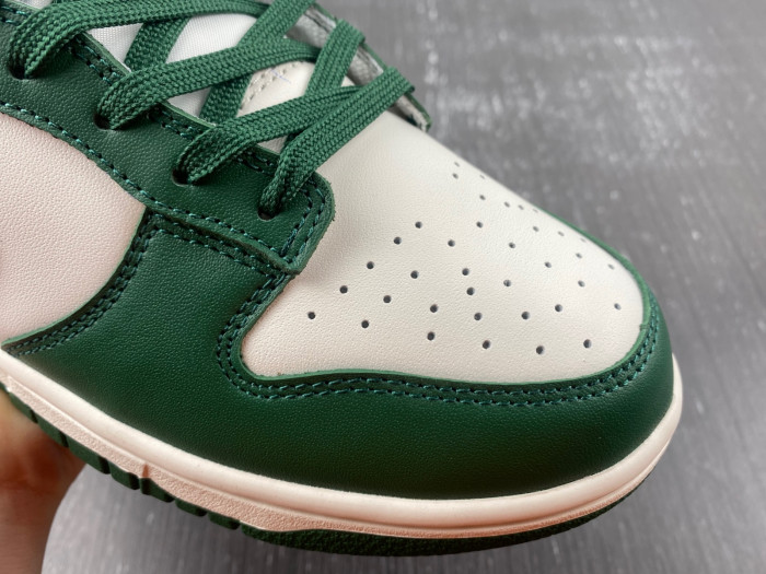 nike dunk low retro gorge green midnight navy dd1503-300