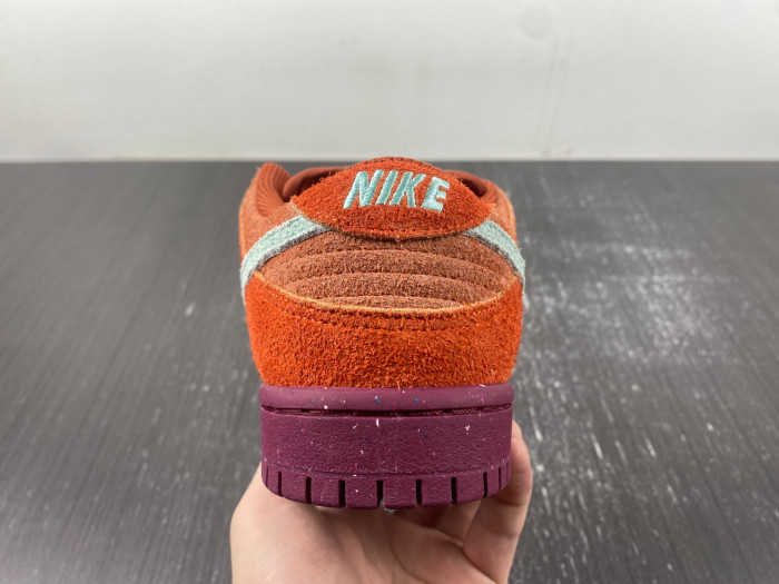 nike sb dunk low mystic red rosewood dv5429-601