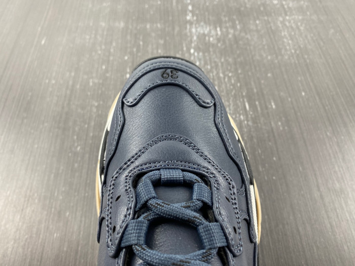 Ba*len*cia*ga triple s sneaker 8000049