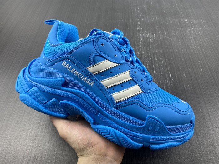 Ba*len*cia*ga triple s sneaker 8000025