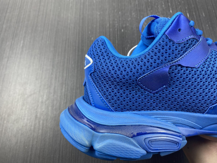 Ba*len*cia*ga track 8000010