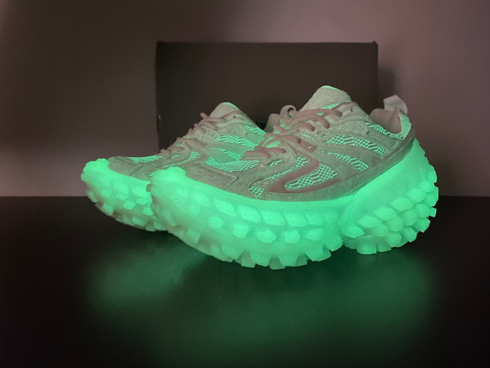 Ba*len*cia*ga defender 8000023