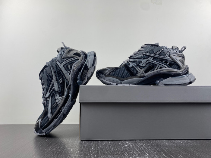 Ba*len*cia*ga runner sneaker