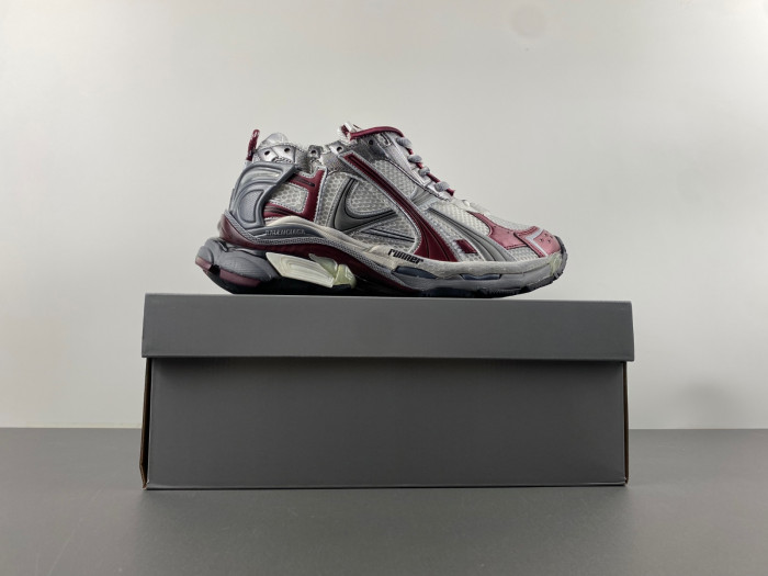 Ba*len*cia*ga runner sneaker