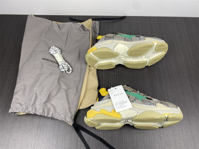 Ba*len*cia*ga triple s sneaker 8000039