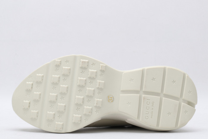 G*u*i* rhyton sneaker