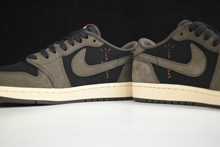 air jordan 1 low travis scott dark mocha cq4277-001