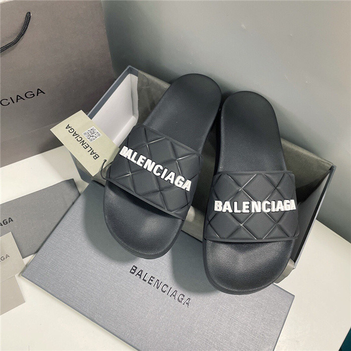 balenciag* sandal bs43