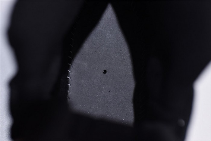 air jordan 11 “cap and gown” black 378037-005