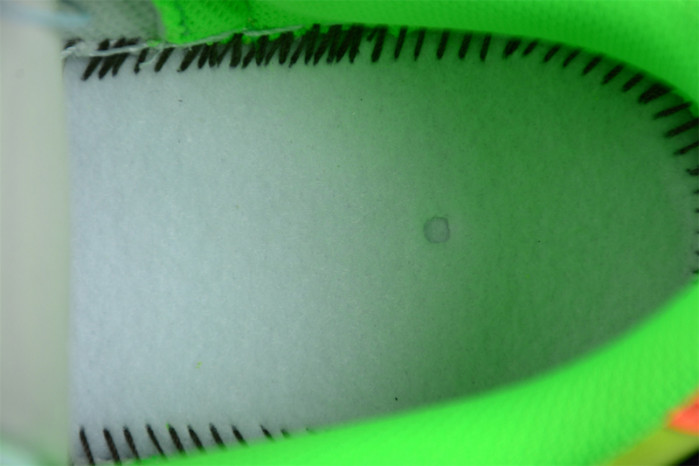 nike dunk low “glow in the dark” fj4610-702