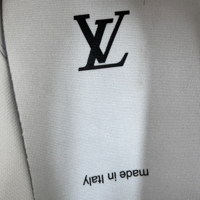 lv snekaers l0000103