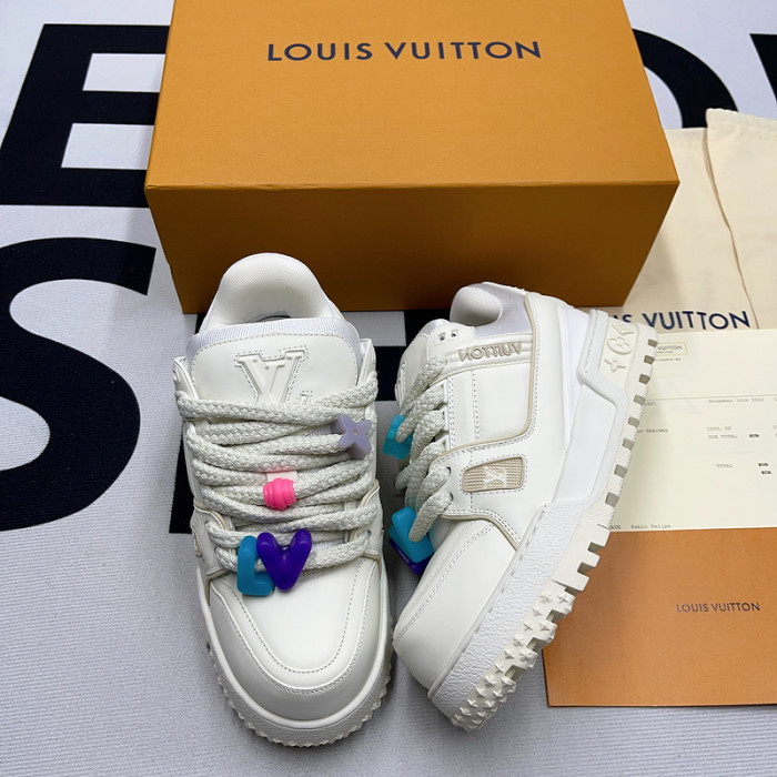 lv snekaers l0000112