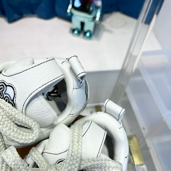 lv skate snekaers l0000271