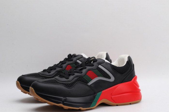 G*u*i* rhyton sneaker