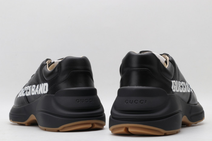 G*u*i* rhyton sneaker