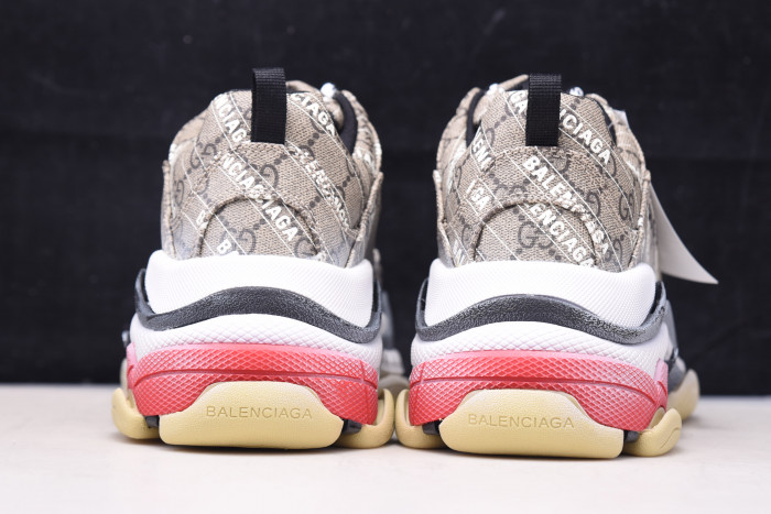 g*u*i vintage triple s 576965 dr111112