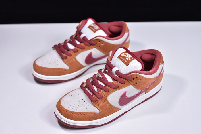 nike sb dunk low pro daek russet cedar bq6817-202