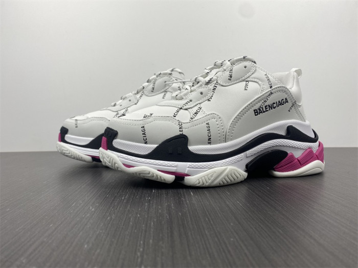 Ba*len*cia*ga triple s sneaker 80000250