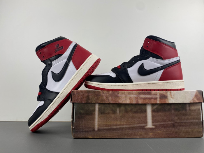 air jordan 1 high og “black toe reimagined” dz5485-106