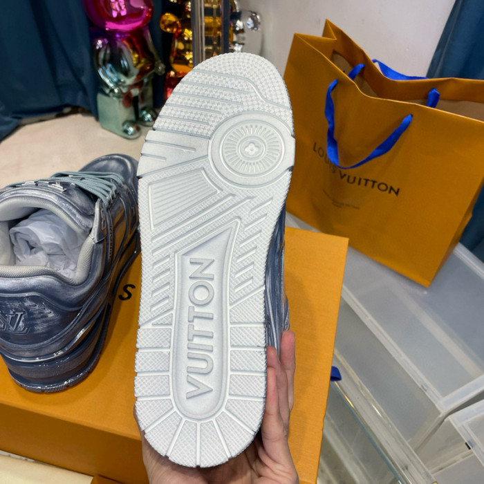 lv snekaers l0000200