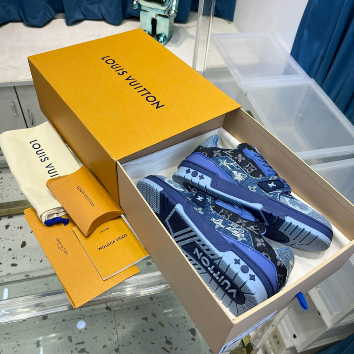 lv snekaers l0000210