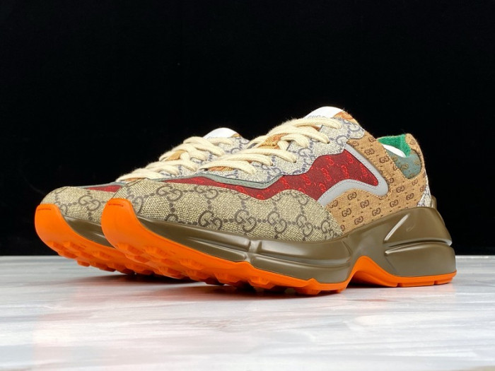 G*u*i* rhyton sneaker