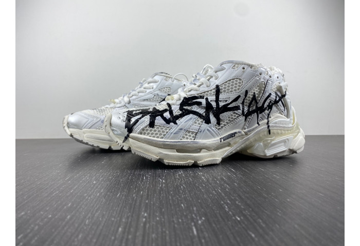 Balenciaga RUNNER 8000064