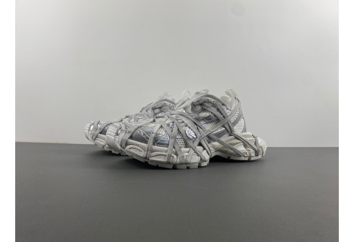 Balenciaga 3XL sneaker pop17