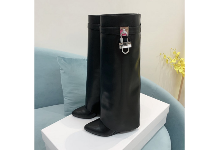 Givenchy Boots 660005