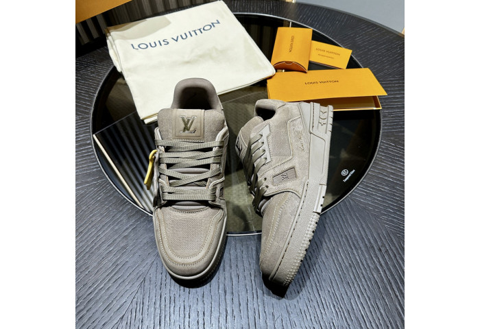 LV snekaers L0000569