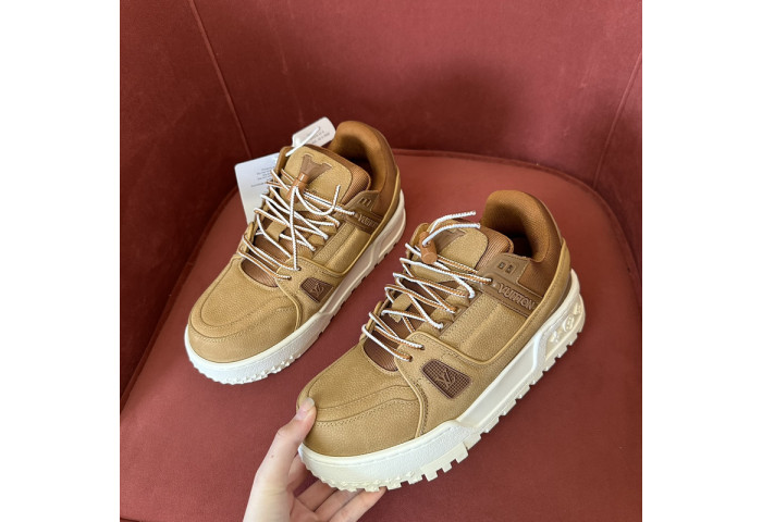 LV snekaers L0000442