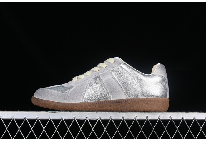 ma*s*n Ma*i*la calfskin silver s58ws0105