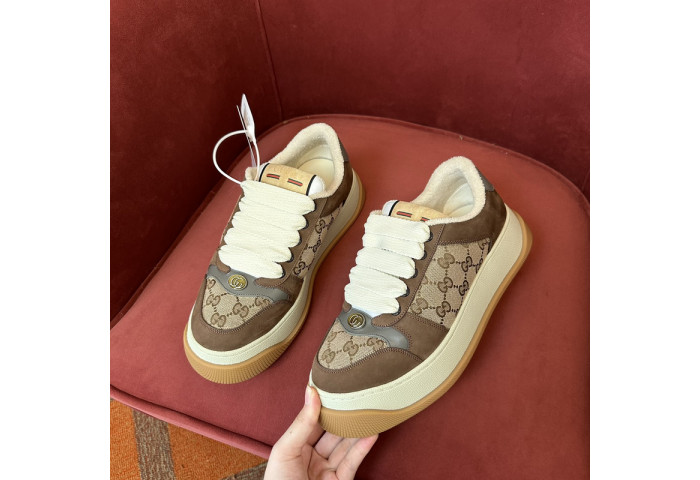 G*u*i* sneaker gc157