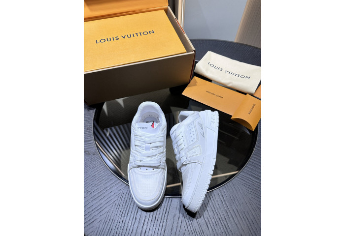 LV snekaers L0000367