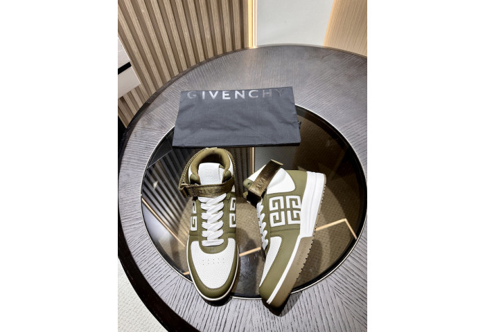 Givenchy Sneakers 660030
