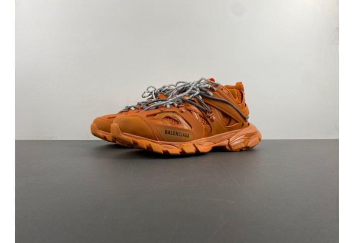 BALENCIAGA TRACK WTRHK 7000