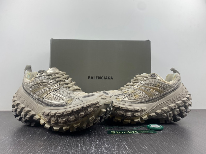 Balenciaga defender 8000078