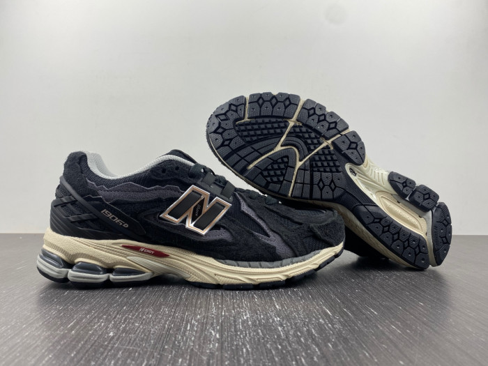 new Balance x WTAPS 2020 DFY25