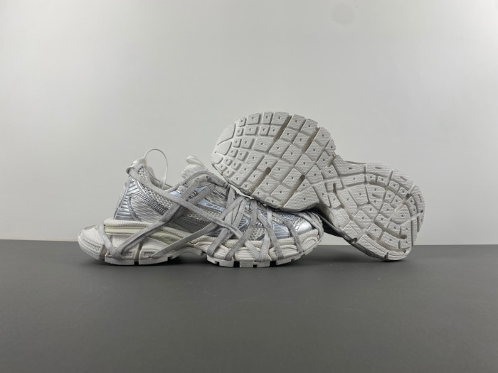 Balenciaga 3XL sneaker pop17