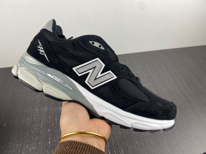 new Balance x WTAPS 2020 DFY23