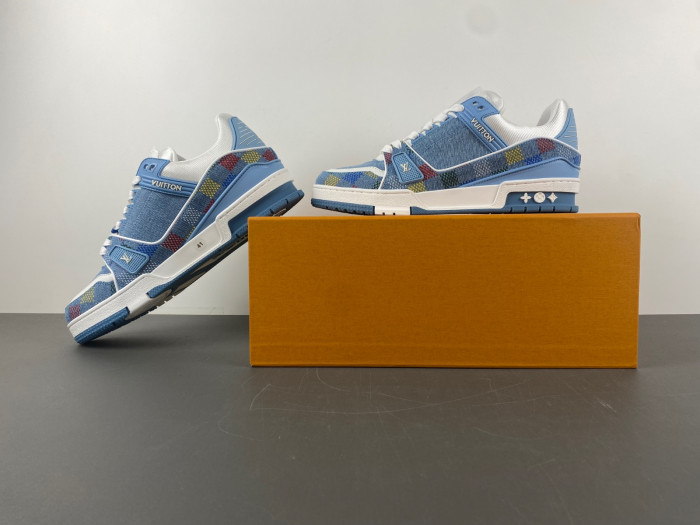 LV snekaers L0000535