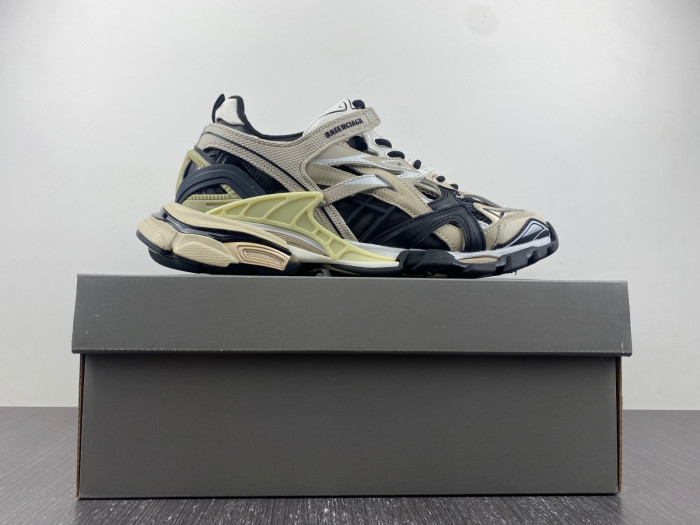 Balenciaga track 8000075