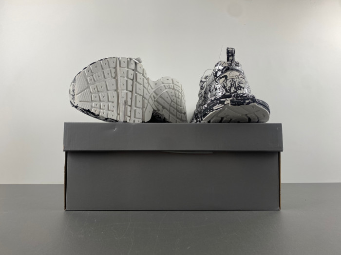 BALENCIAGA 3xl SNEAKER W3XDC 0135